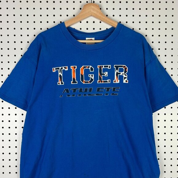 Memphis Tiger Athlete T Shirt Large Graphic Blue Promo Y2K UNITED WE STAND UofM - Picture 4 of 8